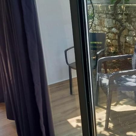 Lino House Apartment Sarande Exterior photo